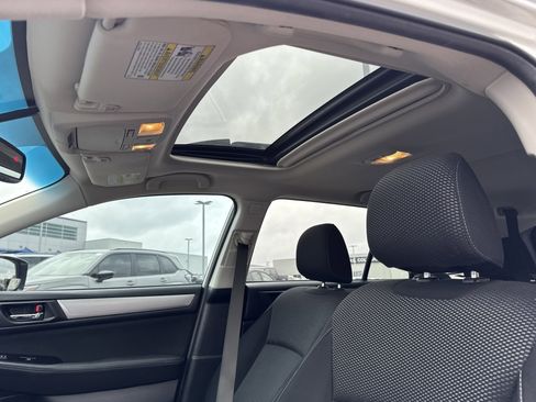 Used 2016 Subaru Outback 2.5i Premium image 24