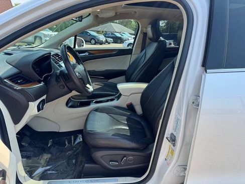 Used 2016 Lincoln MKC Reserve w/ Lincoln MKC Climate Package AWD/4WD image 13