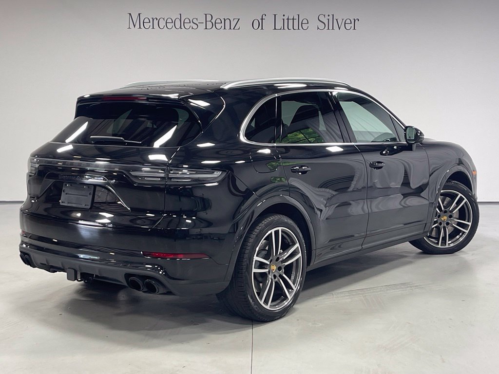 Used 2023 Porsche Cayenne Turbo AWD/4WD image 6