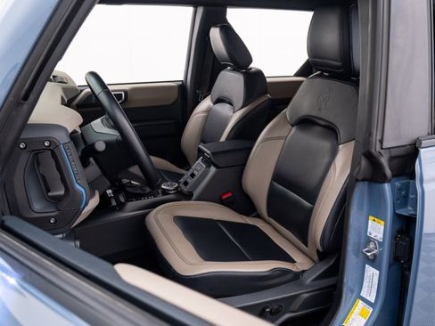 Used 2024 Ford Bronco Wildtrak image 15