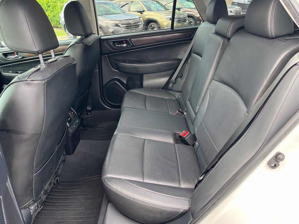 Used 2015 Subaru Outback 2.5i Limited AWD/4WD image 13