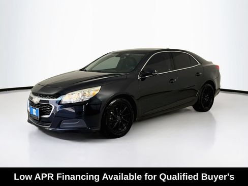 Used 2015 Chevrolet Malibu LT w/ Power Convenience Package FWD image 3