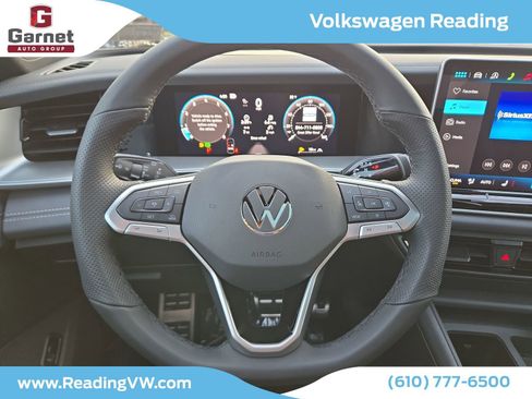 New 2026 Volkswagen Tiguan SE R-Line image 16