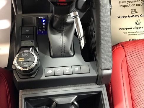Used 2025 Toyota Tacoma TRD Pro AWD/4WD image 23