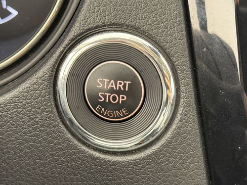 Used 2022 Nissan Rogue Sport SL w/ Premium Package AWD/4WD image 27