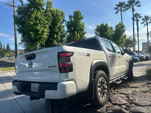 Used 2023 Nissan Frontier Pro-X w/ Technology Package RWD image 3