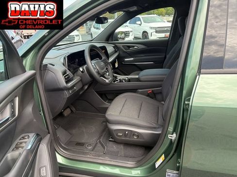 New 2027 Chevrolet Traverse LT w/ Midnight/Sport Edition AWD/4WD image 14