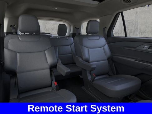 New 2025 Ford Explorer Active w/ Active Comfort Package image 11