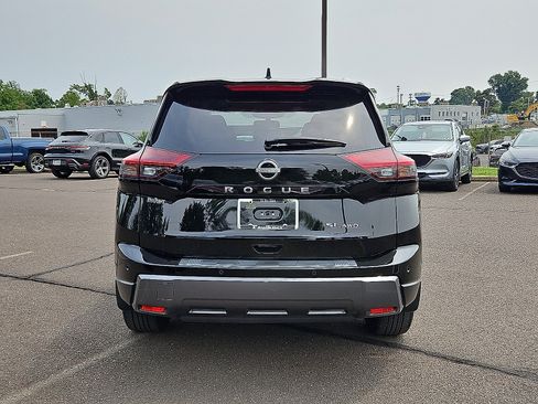 Used 2025 Nissan Rogue SL w/ SL Premium Package AWD/4WD image 5