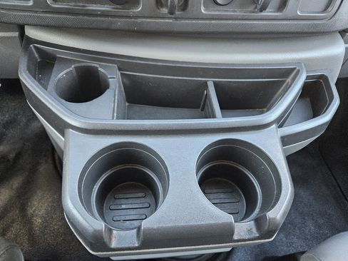 Used 2014 Ford E-250 and Econoline 250 w/ Power Group image 39