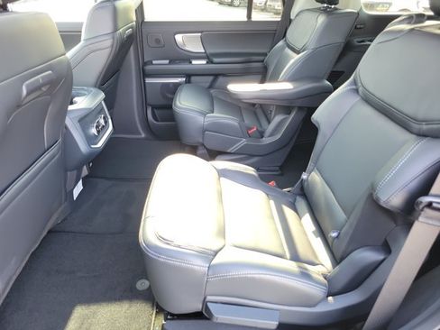 New 2027 Ford Expedition Platinum w/ Driver's Package RWD image 13