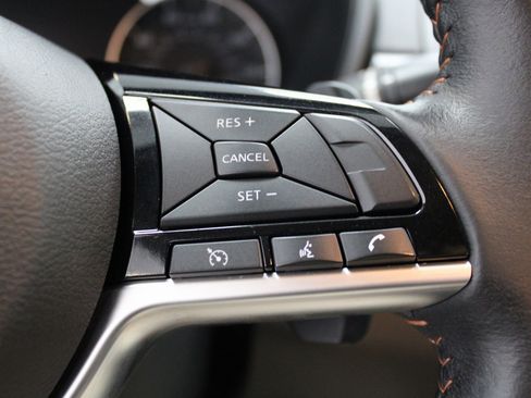 Used 2024 Nissan Altima 2.5 SR image 33