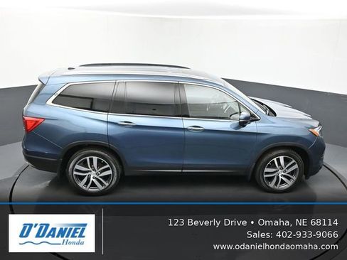 Used 2017 Honda Pilot Touring image 19