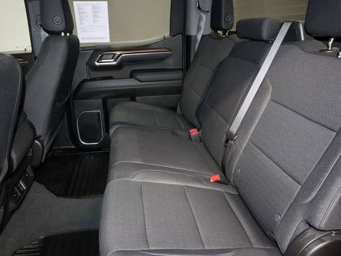 Used 2024 Chevrolet Silverado 1500 LT image 22