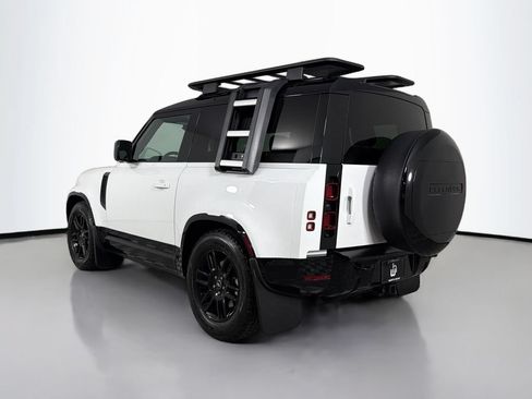 Used 2023 Land Rover Defender 90 X-Dynamic SE AWD/4WD image 7