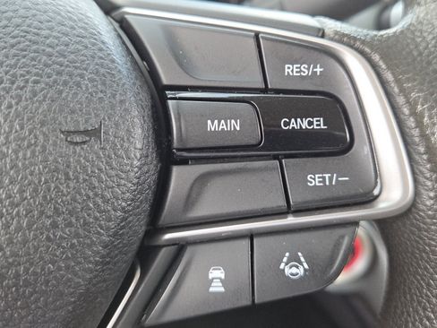 Used 2018 Honda Accord EX image 8