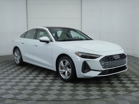 Used 2025 Audi A5 2.0T Premium Plus w/ Premium Plus image 4