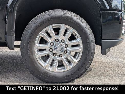 Used 2020 GMC Sierra 2500 Denali w/ Denali Ultimate Package AWD/4WD image 12