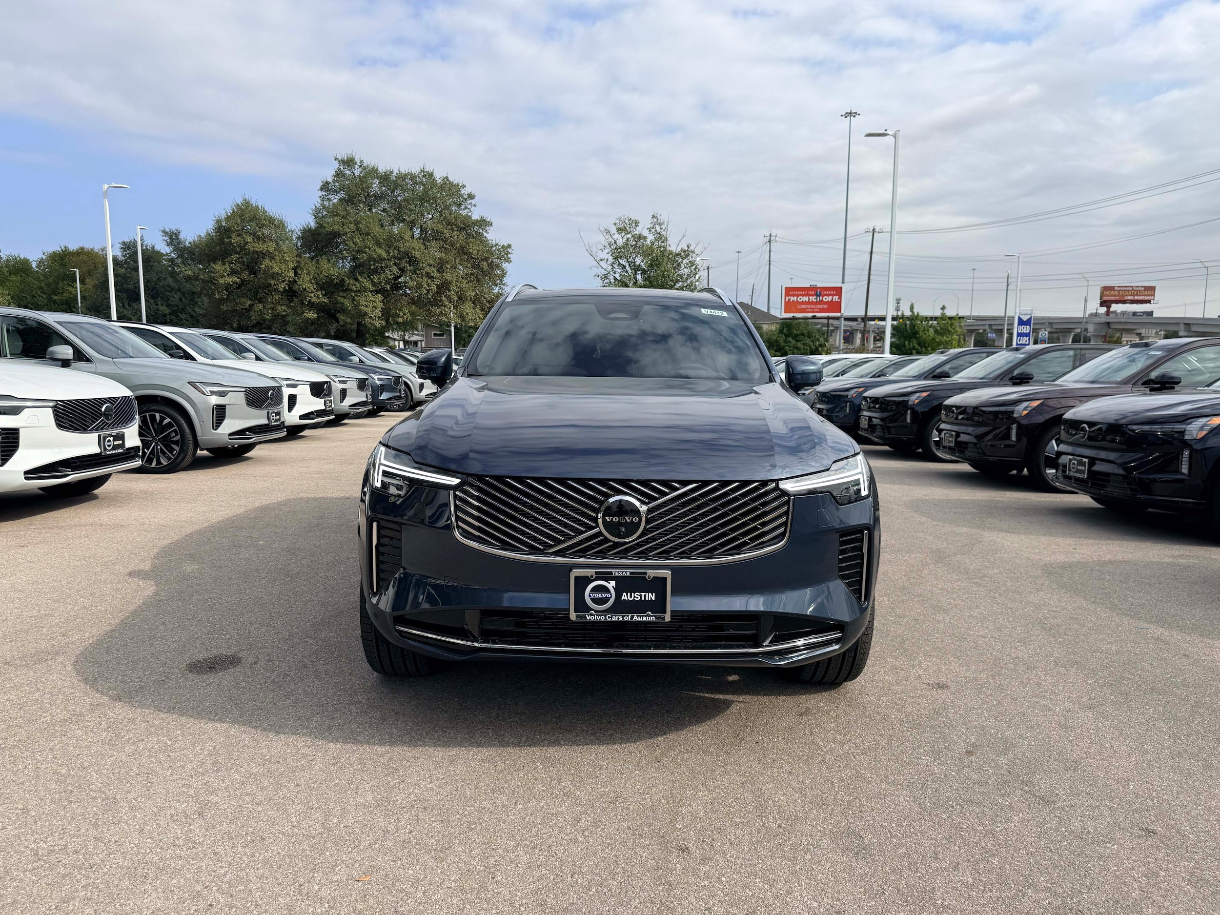 Used 2026 Volvo XC90 B6 Plus w/ Protection Package Premier AWD/4WD image 9