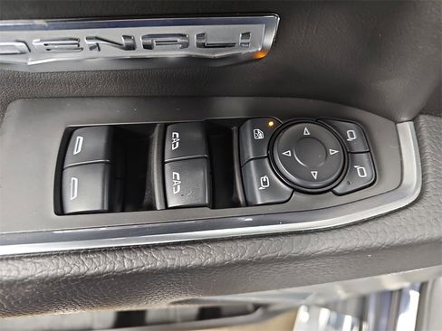Used 2024 GMC Sierra 1500 Denali w/ Technology Package image 27