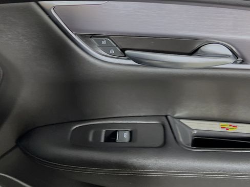Used 2020 Cadillac XT5 Luxury w/ LPO, Floor Liner Package FWD image 32