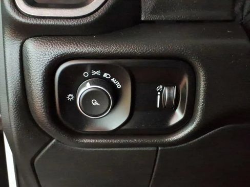 Used 2021 RAM 2500 Tradesman AWD/4WD image 19
