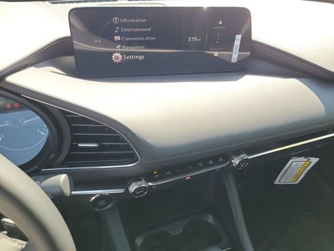 New 2026 MAZDA MAZDA3 Hatchback w/ Appearance Package image 7