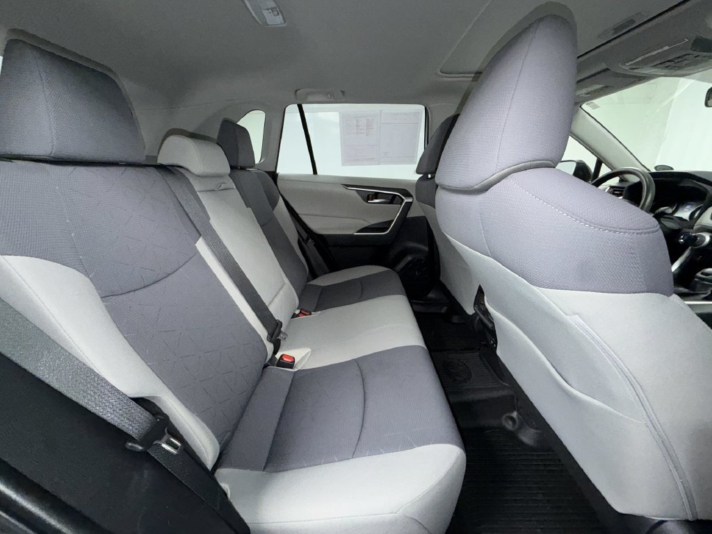 Used 2019 Toyota RAV4 XLE w/ Convenience Package AWD/4WD image 17