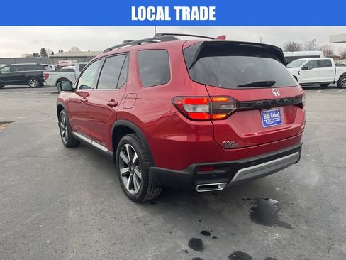 Used 2024 Honda Pilot Elite image 6