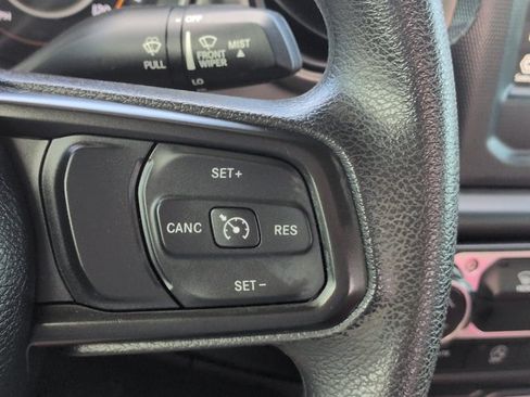 Used 2022 Jeep Wrangler Unlimited Sport AWD/4WD image 23