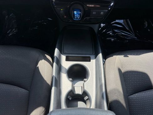 Used 2019 Toyota Prius LE w/ Carpet Mat Package FWD image 20