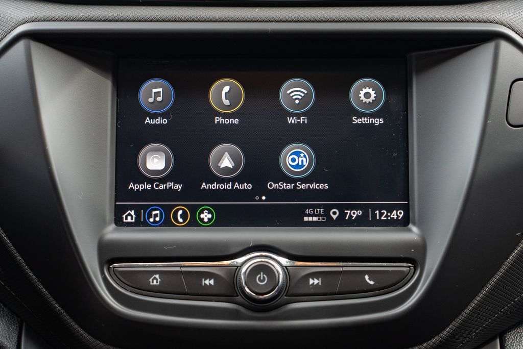 Used 2021 Chevrolet TrailBlazer LS w/ LPO, Blackout Package FWD image 13