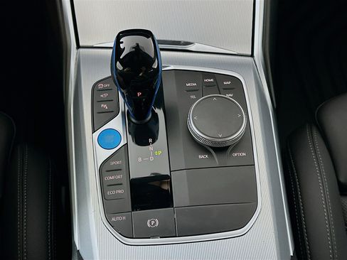 Used 2023 BMW i4 eDrive35 w/ Premium Package image 25