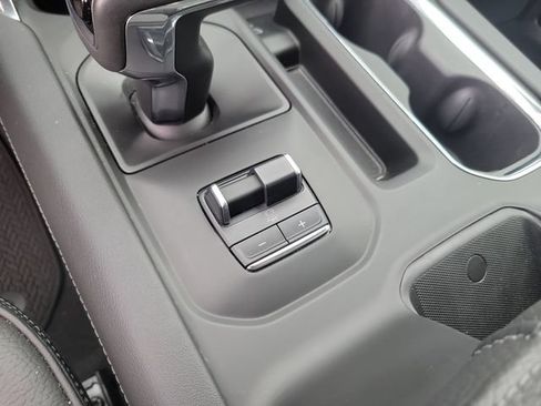 Used 2024 GMC Sierra 1500 Denali AWD/4WD image 27