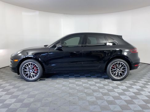 Used 2018 Porsche Macan Turbo w/ Premium Package Plus image 2