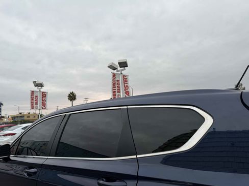 Used 2020 Hyundai Santa Fe SE image 21