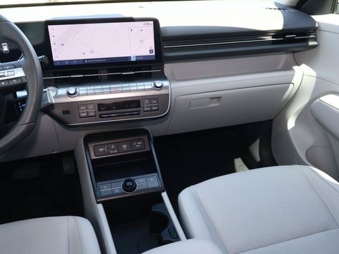Used 2024 Hyundai Kona SEL FWD image 10