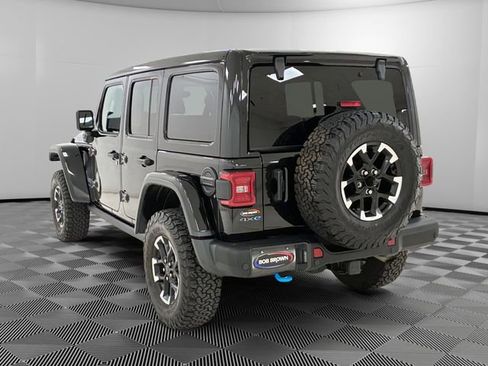 Used 2024 Jeep Wrangler Unlimited Rubicon 4xe AWD/4WD image 3