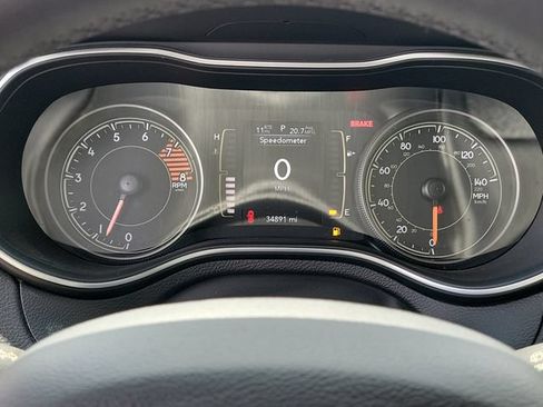 Certified 2022 Jeep Cherokee Latitude AWD/4WD image 25