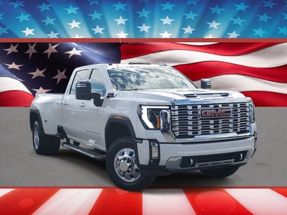 Used 2025 GMC Sierra 3500 Denali w/ Technology Package