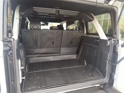 Used 2024 Ford Bronco Badlands image 23