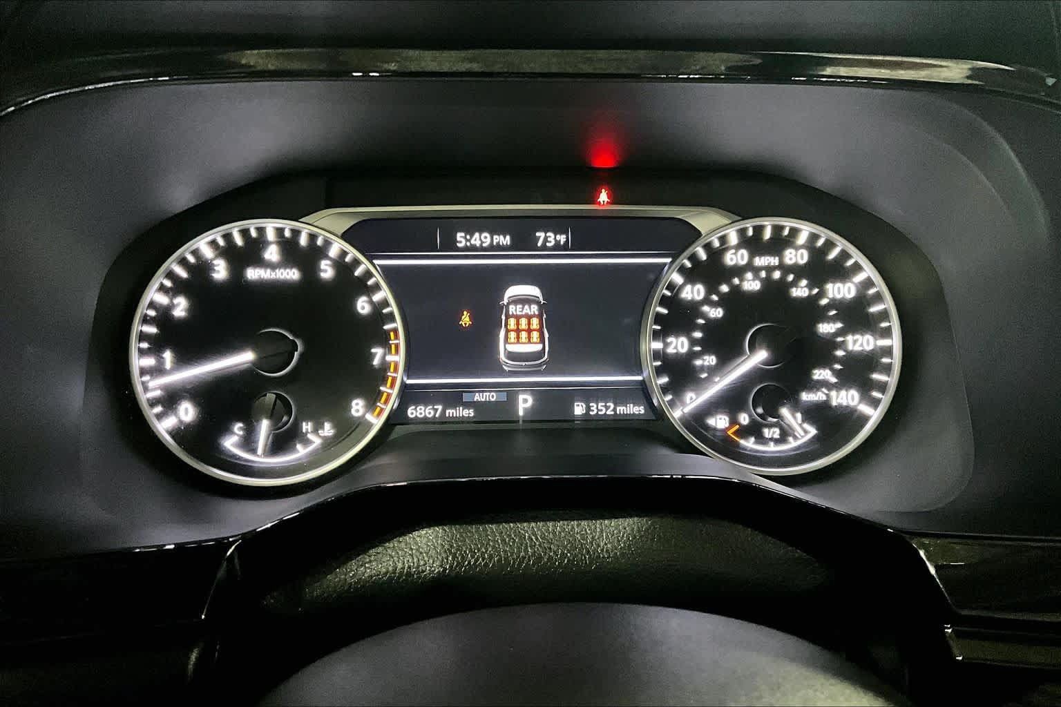 Used 2025 Nissan Pathfinder SV AWD/4WD image 24