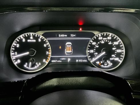 Used 2025 Nissan Pathfinder SV AWD/4WD image 24
