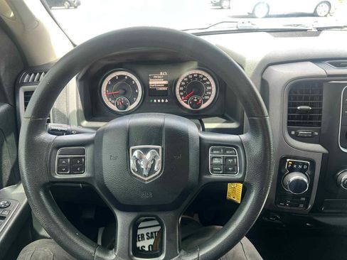 Used 2018 RAM 1500 Express image 17