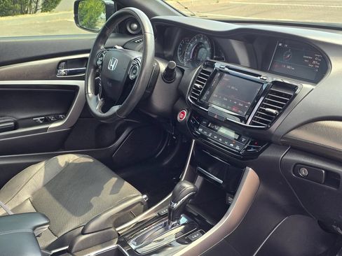 Used 2017 Honda Accord EX-L image 15