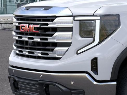 New 2026 GMC Sierra 1500 SLE AWD/4WD image 13