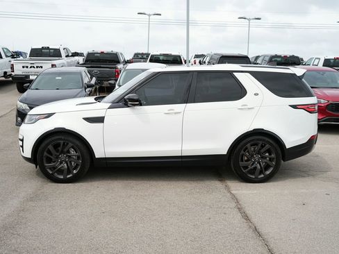 Used 2018 Land Rover Discovery HSE AWD/4WD image 9