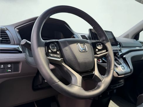 Used 2022 Honda Odyssey Elite image 64