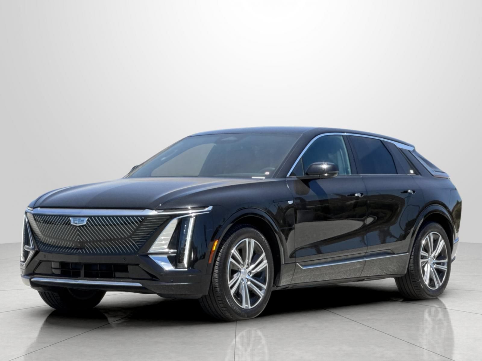 Used 2024 Cadillac Lyriq Luxury w/ LPO, Floor Liner Package AWD/4WD image 7