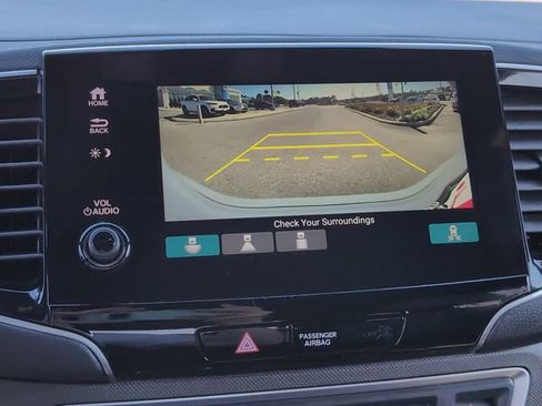 Used 2022 Honda Pilot TrailSport image 18